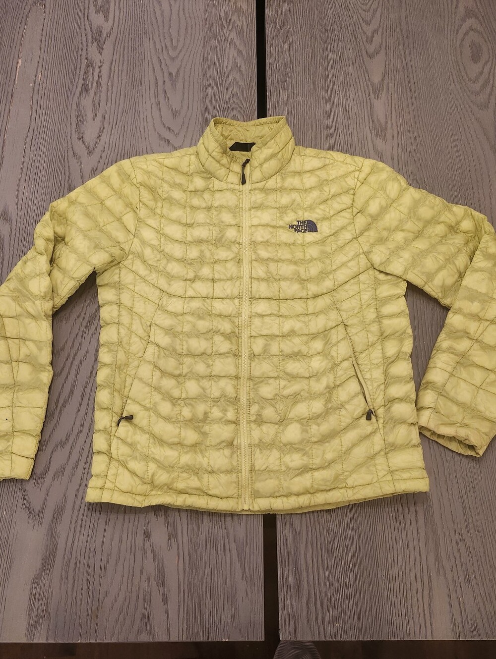 NORTH FACE | Men's Quilted Lightweight Jacket in Neon Yellow